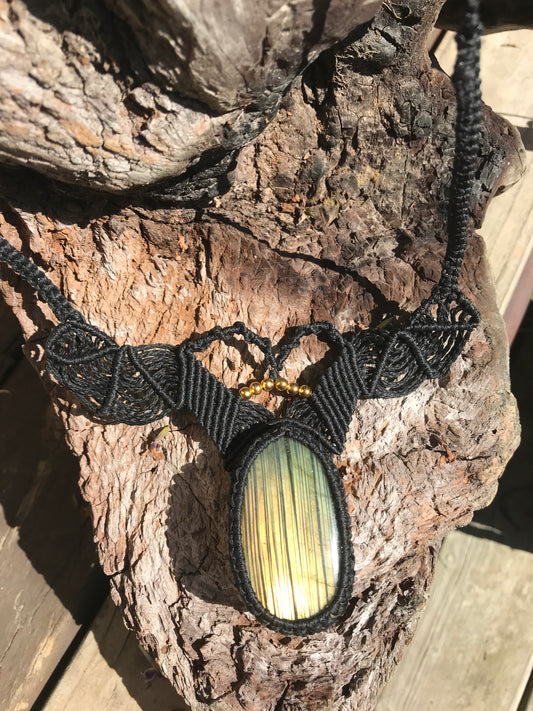 Macrame Necklace, Labradorite