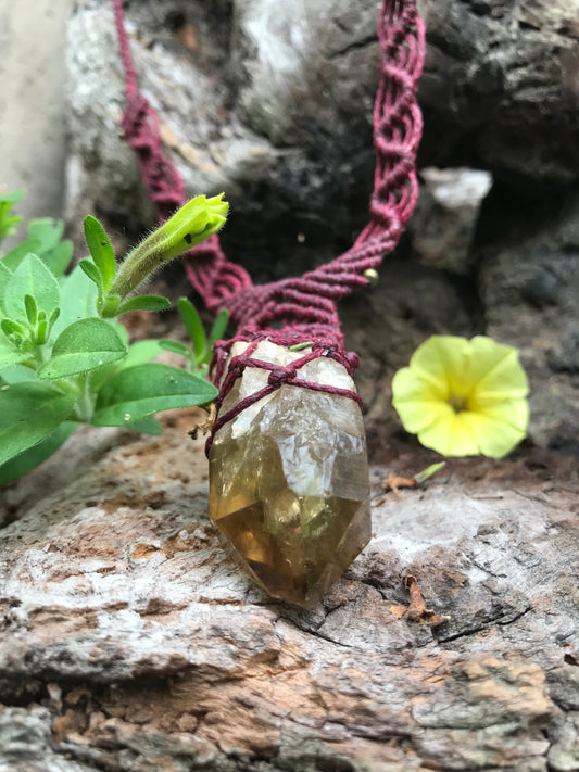 Macrame Necklace, Citrine