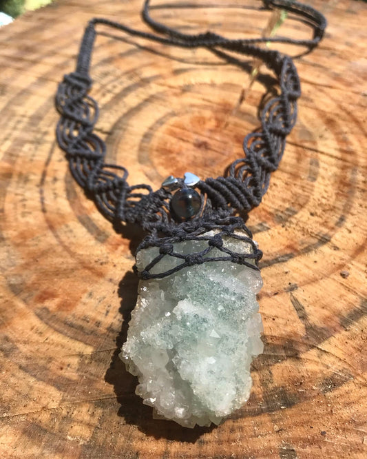 Macrame Necklace, Fluorite